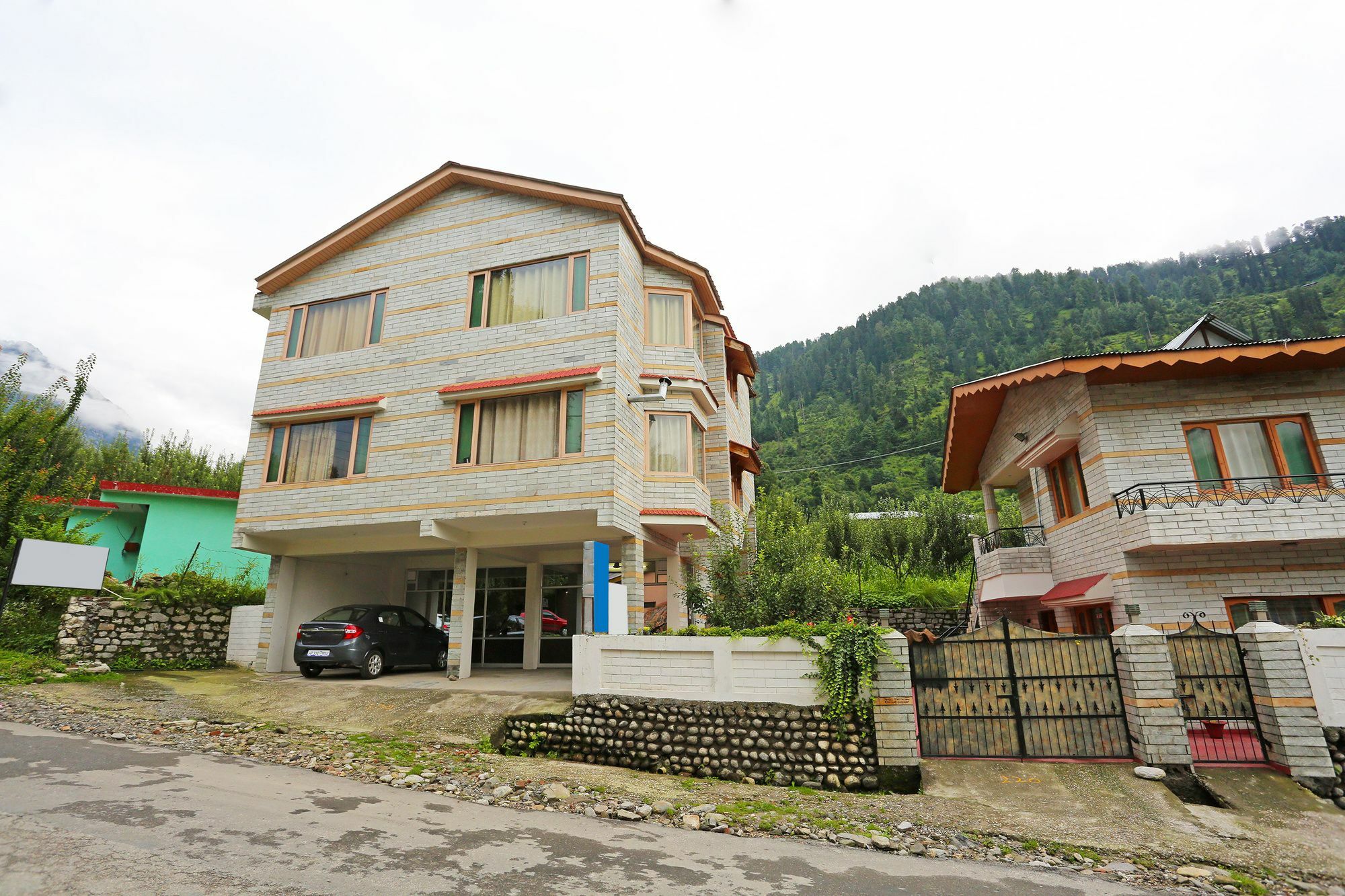 Oyo 7138 Acharya Cottage Manāli エクステリア 写真
